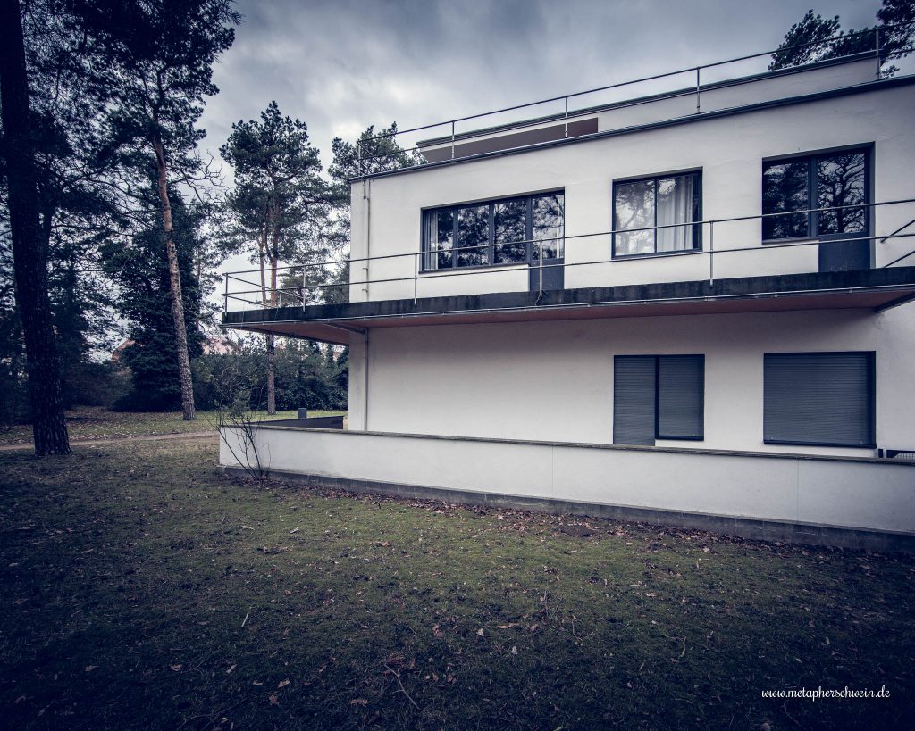 Bauhaus Meisterhaussiedlung von Walter Gropius in Dessau | © Michael Eichhorn