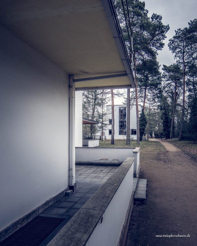 Bauhaus Meisterhaussiedlung von Walter Gropius in Dessau | © Michael Eichhorn