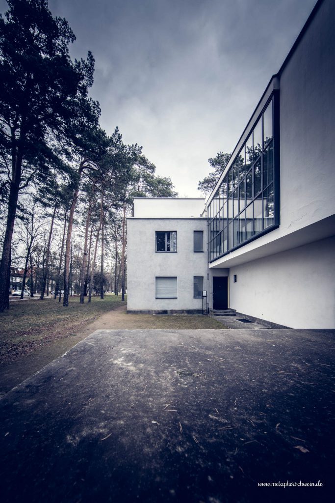 Bauhaus Meisterhaussiedlung von Walter Gropius in Dessau | © Michael Eichhorn