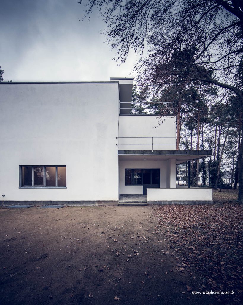 Bauhaus Meisterhaussiedlung von Walter Gropius in Dessau | © Michael Eichhorn