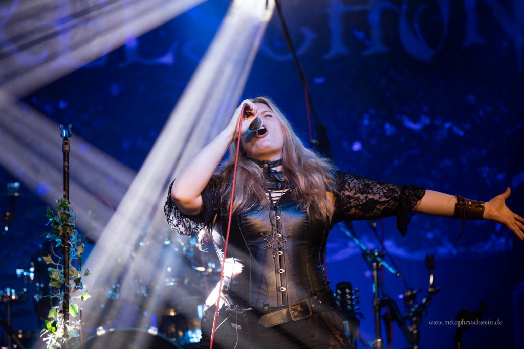 Dunkelschön auf dem Autumn Moon Festival 2015 in Hameln | www.metapherschwein.de