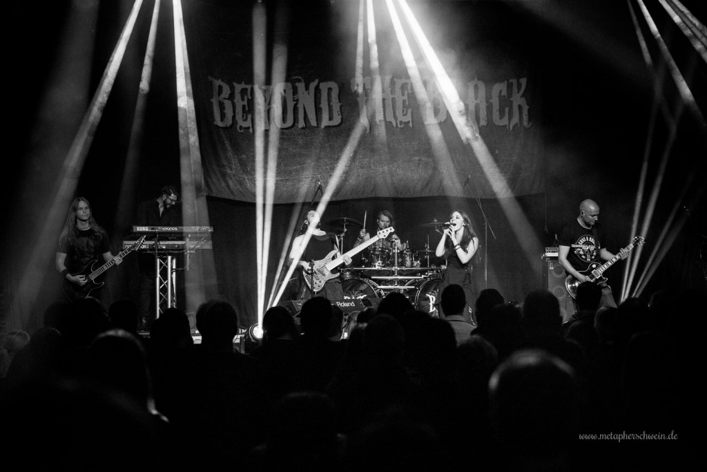 Beyond the Black auf dem Autumn Moon Festival 2015 in Hameln | www.metapherschwein.de