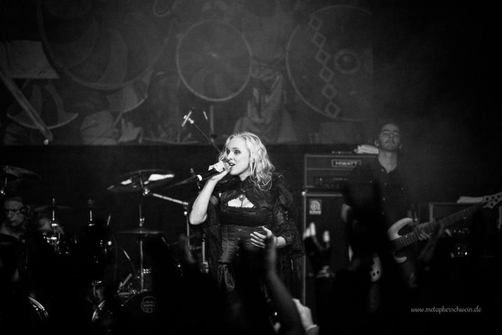 Leaves’ Eyes auf dem Autumn Moon Festival 2015 in Hameln | www.metapherschwein.de